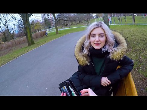 ❤️ Tibla kum sħun ta' barrani għall-flus - blowjob fil-park minn Eva Elfie ❤️❌ Video tal-ħakk  f'mt.muitohentai.ru